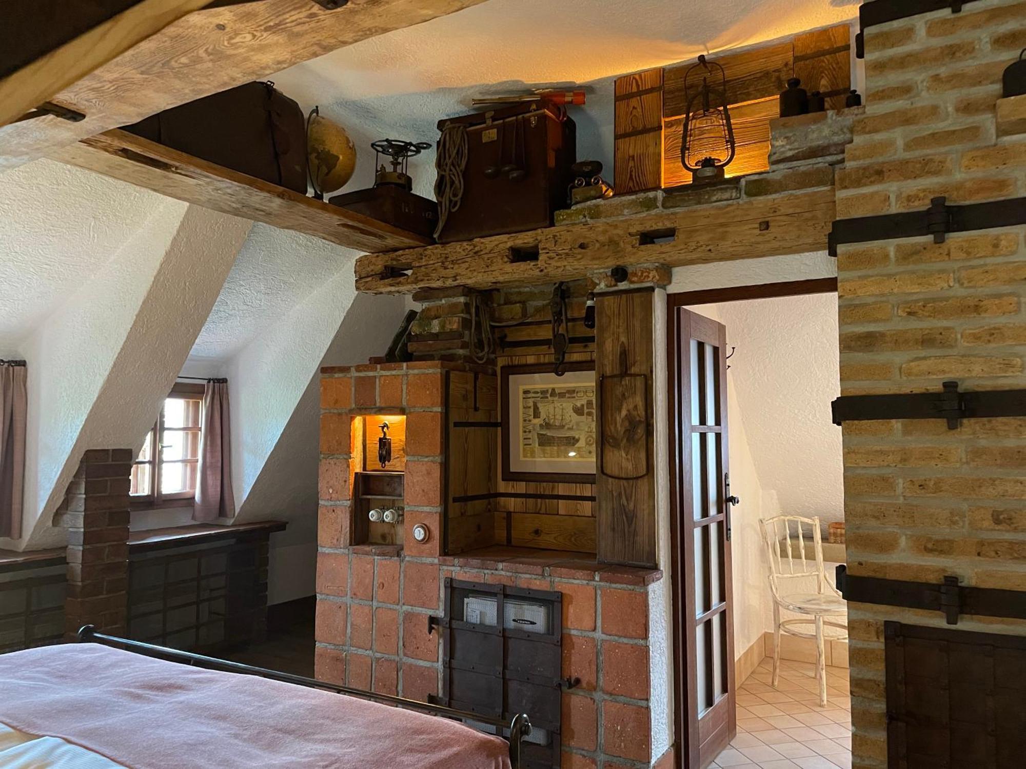 Romantik Hotel U Raka Praga Esterno foto